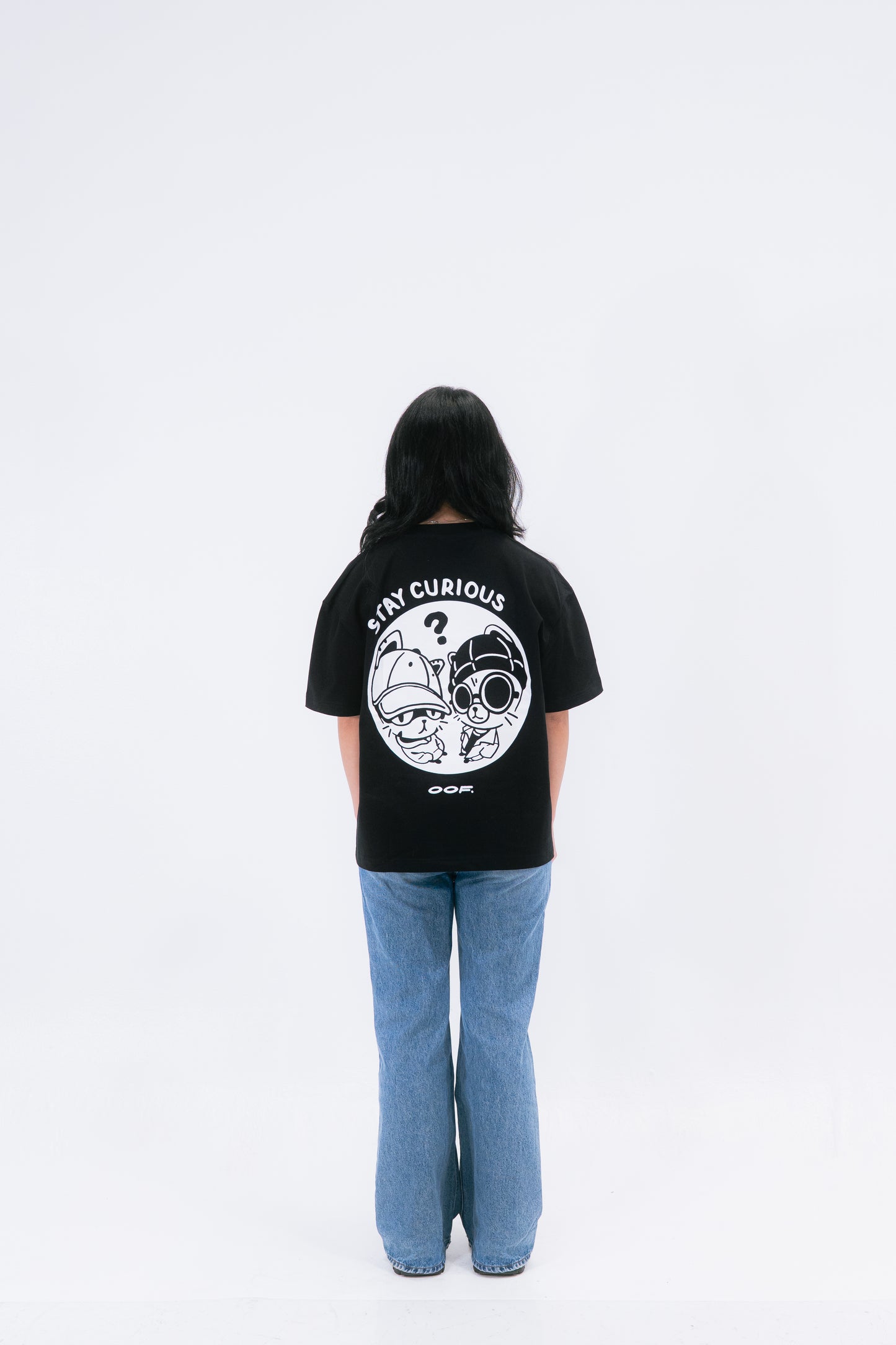 STAY CURIOUS FISHEYE BOXY TEE - OBSIDIAN