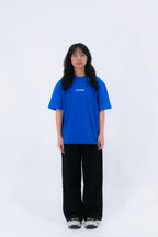 STAY CURIOUS FISHEYE BOXY TEE - COBALT