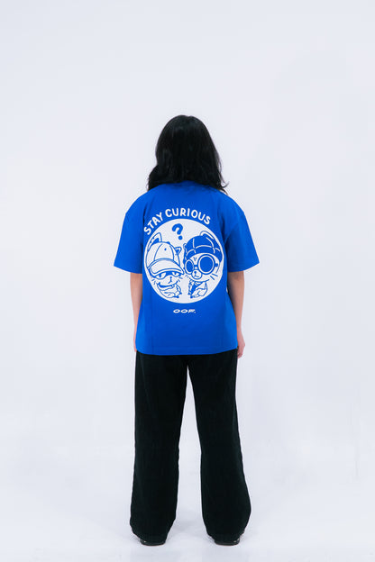 STAY CURIOUS FISHEYE BOXY TEE - COBALT