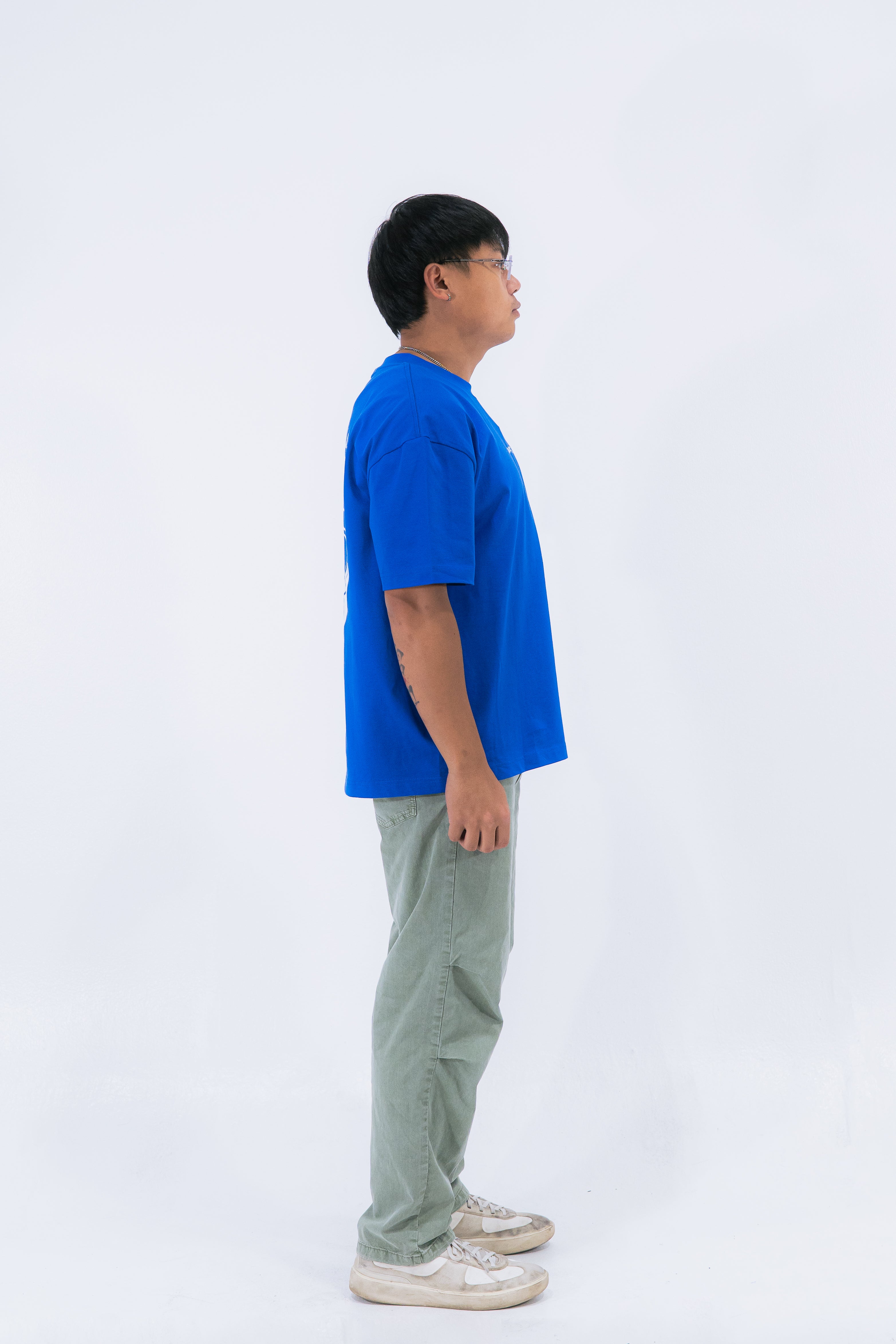 STAY CURIOUS FISHEYE BOXY TEE - COBALT