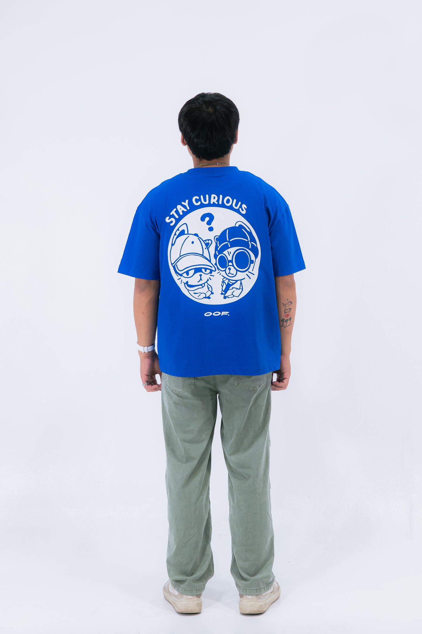 STAY CURIOUS FISHEYE BOXY TEE - COBALT