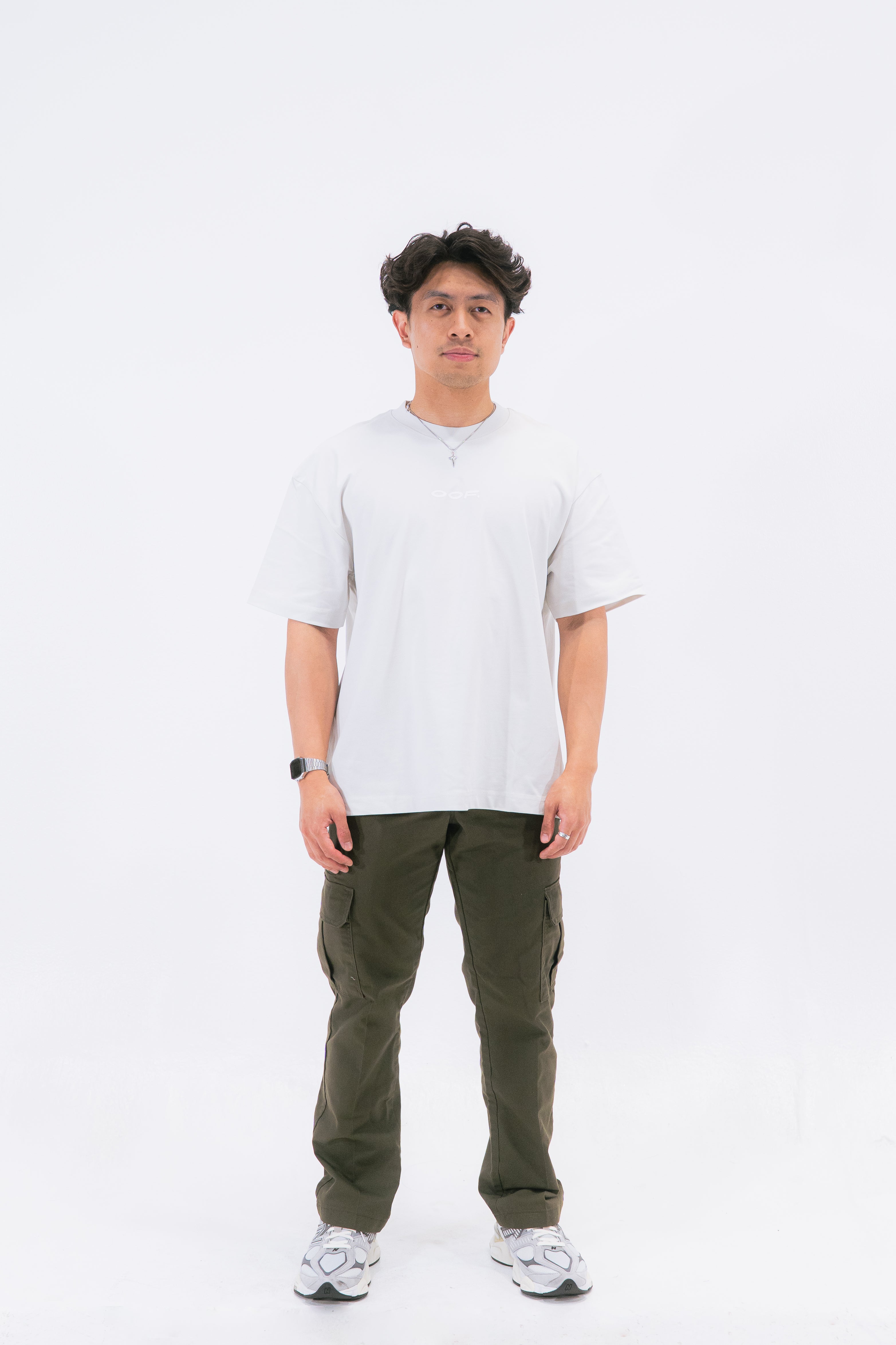 STAY CURIOUS FISHEYE BOXY TEE - PEBBLE